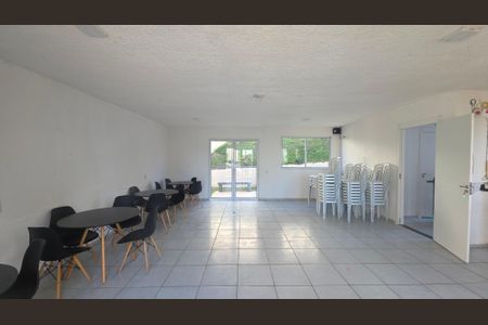Apartamento à venda com 43m², 2 quartos e 1 vaga Apartamento à venda com 43m², 2 quartos e 1 vagaÁrea comum - Salão de festas