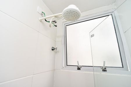 Apartamento à venda com 43m², 2 quartos e 1 vaga Apartamento à venda com 43m², 2 quartos e 1 vagaBanheiro