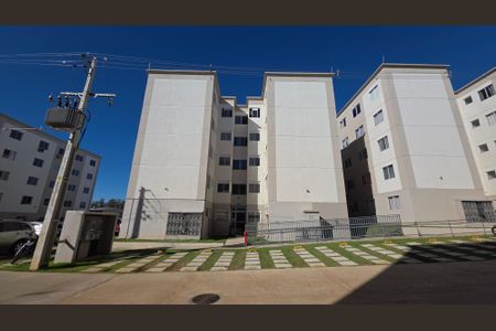 Apartamento à venda com 43m², 2 quartos e 1 vaga Apartamento à venda com 43m², 2 quartos e 1 vagaFachada do bloco