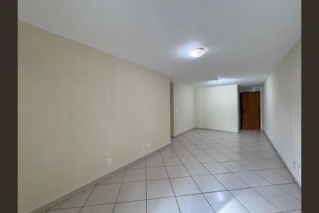 Apartamento à venda com 90m², 3 quartos e 2 vagas Apartamento à venda com 90m², 3 quartos e 2 vagasSala