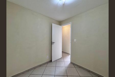 Apartamento à venda com 90m², 3 quartos e 2 vagas Apartamento à venda com 90m², 3 quartos e 2 vagasQuarto 2 (Reversível)