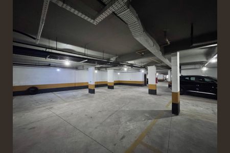Apartamento à venda com 90m², 3 quartos e 2 vagas Apartamento à venda com 90m², 3 quartos e 2 vagasÁrea comum