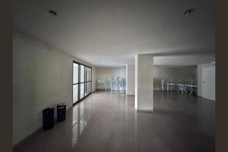 Apartamento à venda com 90m², 3 quartos e 2 vagas Apartamento à venda com 90m², 3 quartos e 2 vagasÁrea comum