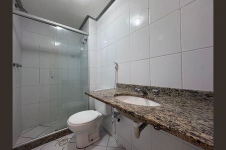 Apartamento à venda com 90m², 3 quartos e 2 vagas Apartamento à venda com 90m², 3 quartos e 2 vagasBanheiro Social