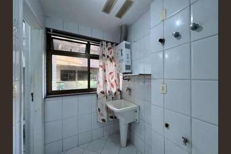 Apartamento à venda com 90m², 3 quartos e 2 vagas Apartamento à venda com 90m², 3 quartos e 2 vagasCozinha e Área de Serviço