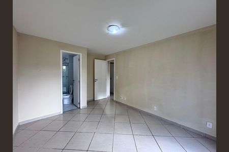 Apartamento à venda com 90m², 3 quartos e 2 vagas Apartamento à venda com 90m², 3 quartos e 2 vagasSuíte