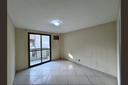 Apartamento à venda com 90m², 3 quartos e 2 vagas Apartamento à venda com 90m², 3 quartos e 2 vagasSuíte