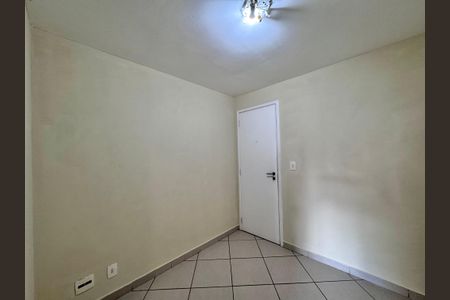 Apartamento à venda com 90m², 3 quartos e 2 vagas Apartamento à venda com 90m², 3 quartos e 2 vagasQuarto 1