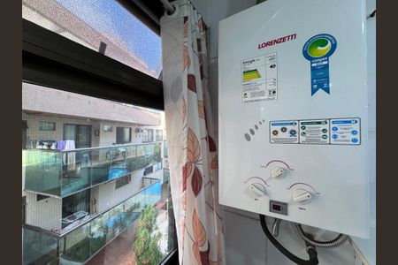 Apartamento à venda com 90m², 3 quartos e 2 vagas Apartamento à venda com 90m², 3 quartos e 2 vagasCozinha e Área de Serviço