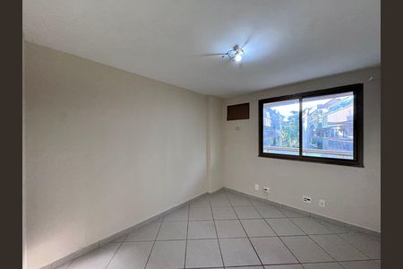 Apartamento à venda com 90m², 3 quartos e 2 vagas Apartamento à venda com 90m², 3 quartos e 2 vagasQuarto 1
