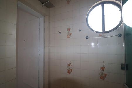 Casa à venda com 117m², 4 quartos e 2 vagasBanheiro Quarto 1 suíte
