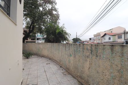 Casa à venda com 117m², 4 quartos e 2 vagasQuintal