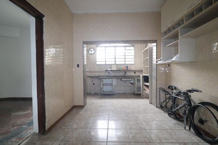Casa à venda com 117m², 4 quartos e 2 vagasCozinha