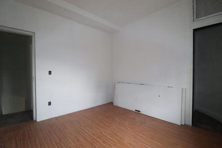 Casa à venda com 117m², 4 quartos e 2 vagasQuarto 2