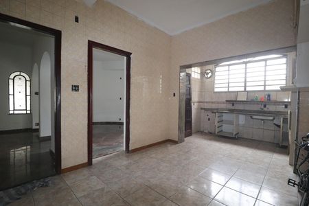 Casa à venda com 117m², 4 quartos e 2 vagasCozinha