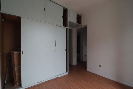 Casa à venda com 117m², 4 quartos e 2 vagasQuarto 3