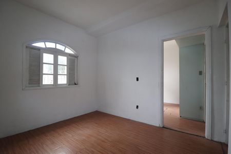 Casa à venda com 117m², 4 quartos e 2 vagasQuarto 2