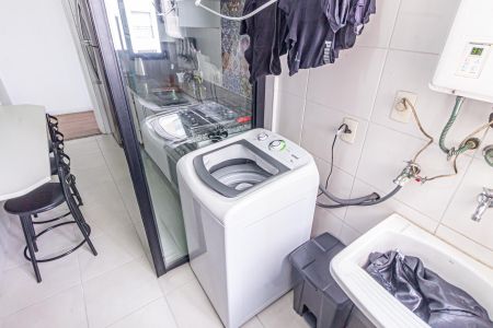 Apartamento à venda com 70m², 3 quartos e 2 vagas Apartamento à venda com 70m², 3 quartos e 2 vagasÁrea de Serviço
