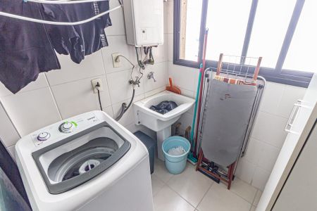Apartamento à venda com 70m², 3 quartos e 2 vagas Apartamento à venda com 70m², 3 quartos e 2 vagasÁrea de Serviço