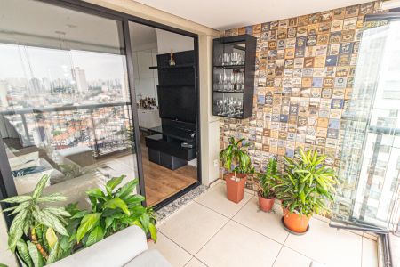 Apartamento à venda com 70m², 3 quartos e 2 vagas Apartamento à venda com 70m², 3 quartos e 2 vagasVaranda