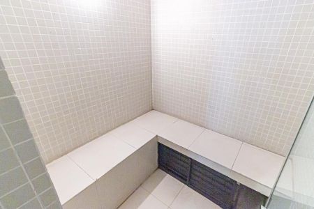 Apartamento à venda com 70m², 3 quartos e 2 vagas Apartamento à venda com 70m², 3 quartos e 2 vagasÁrea comum - Sauna