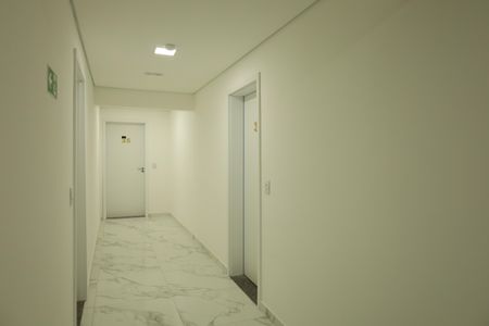 Apartamento para alugar com 32m², 1 quarto e sem vagaÁrea comum - Saguão do andar