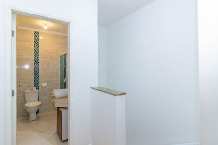 Casa de condomínio para alugar com 280m², 2 quartos e 1 vagaCorredor