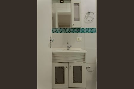 Casa para alugar com 160m², 3 quartos e 1 vaga Casa para alugar com 160m², 3 quartos e 1 vagaBanheiro da Suíte 1