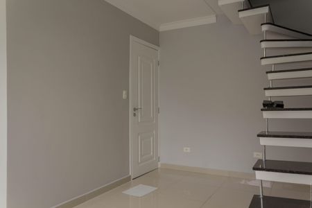 Casa para alugar com 160m², 3 quartos e 1 vaga Casa para alugar com 160m², 3 quartos e 1 vagaSala