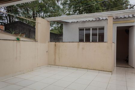 Casa para alugar com 160m², 3 quartos e 1 vaga Casa para alugar com 160m², 3 quartos e 1 vagaVaranda