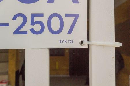 Casa para alugar com 160m², 3 quartos e 1 vaga Casa para alugar com 160m², 3 quartos e 1 vagaFachada
