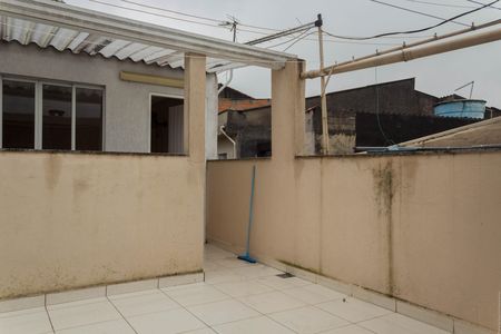 Casa para alugar com 160m², 3 quartos e 1 vaga Casa para alugar com 160m², 3 quartos e 1 vagaVaranda