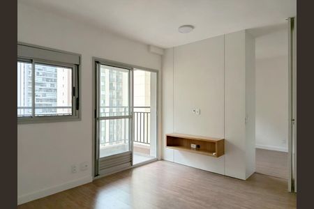 Apartamento para alugar com 38m², 1 quarto e sem vagaSala/Cozinha integrados