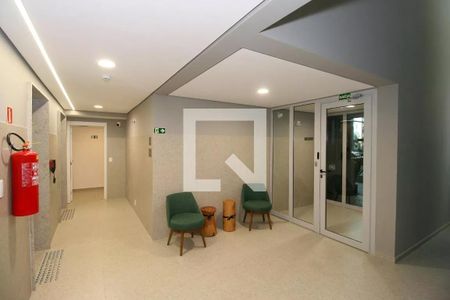 Apartamento para alugar com 38m², 1 quarto e sem vagaHall social