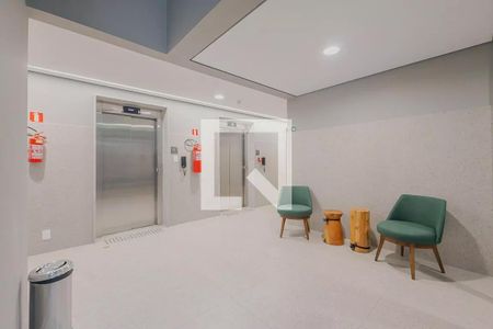 Apartamento para alugar com 38m², 1 quarto e sem vagaHall social