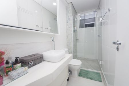 Apartamento à venda com 135m², 4 quartos e 4 vagasBanheiro suite 3