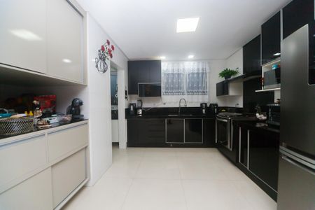 Apartamento à venda com 135m², 4 quartos e 4 vagasCozinha