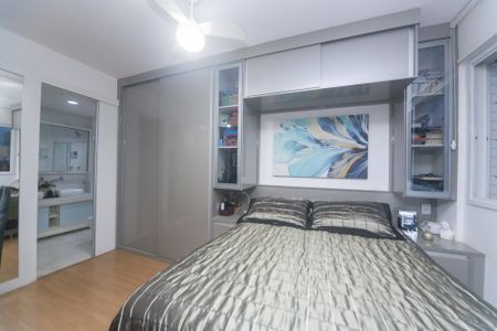 Apartamento à venda com 135m², 4 quartos e 4 vagassuite 2