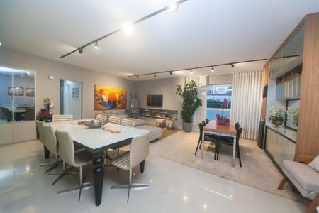sala de apartamento à venda com 4 quartos, 135m² em Buritis, Belo Horizonte