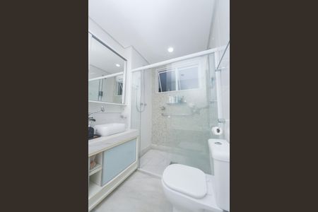 Apartamento à venda com 135m², 4 quartos e 4 vagasBanheiro suite 2