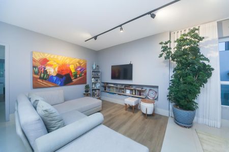 Apartamento à venda com 135m², 4 quartos e 4 vagasSala de TV