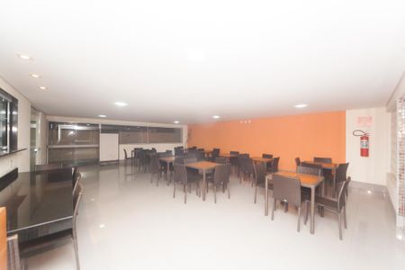 Apartamento à venda com 135m², 4 quartos e 4 vagasÁrea comum - Salão de festas