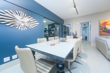 Apartamento à venda com 135m², 4 quartos e 4 vagasSala de Jantar