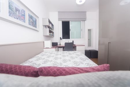 Apartamento à venda com 135m², 4 quartos e 4 vagassuite 3