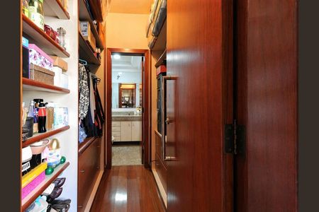 Apartamento à venda com 150m², 4 quartos e 2 vagas