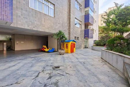 Apartamento à venda com 150m², 4 quartos e 2 vagas