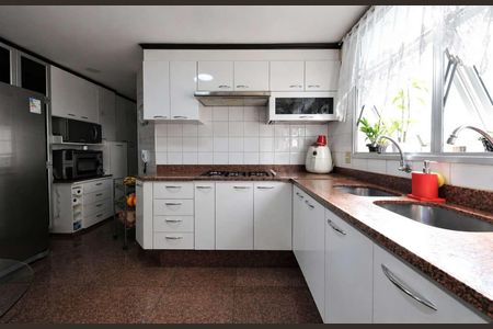 Apartamento à venda com 150m², 4 quartos e 2 vagas