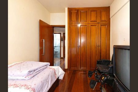 Apartamento à venda com 4 quartos, 150m² em Funcionários, Belo Horizonte