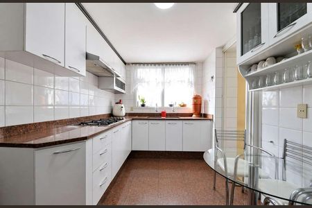 Apartamento à venda com 150m², 4 quartos e 2 vagas