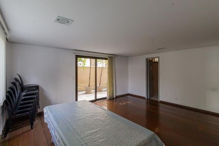 Apartamento à venda com 56m², 2 quartos e 1 vaga Apartamento à venda com 56m², 2 quartos e 1 vagaÁrea comum - Salão de festas